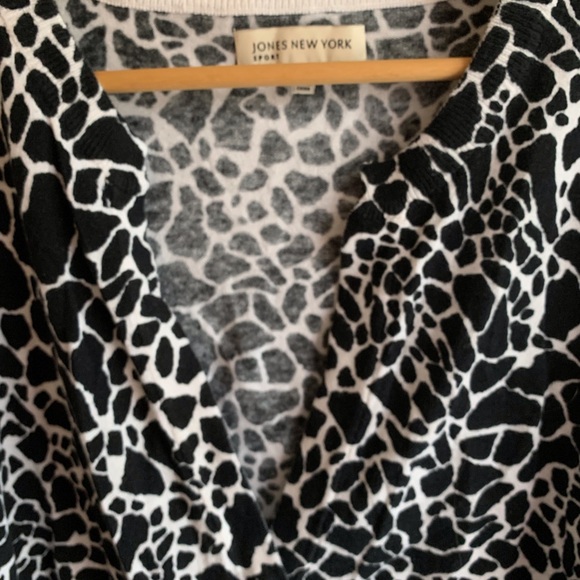 ⭐️NWT Jones New York Sport Cropped Cotton Cardigan w/Giraffe Print size XL - Picture 8 of 11
